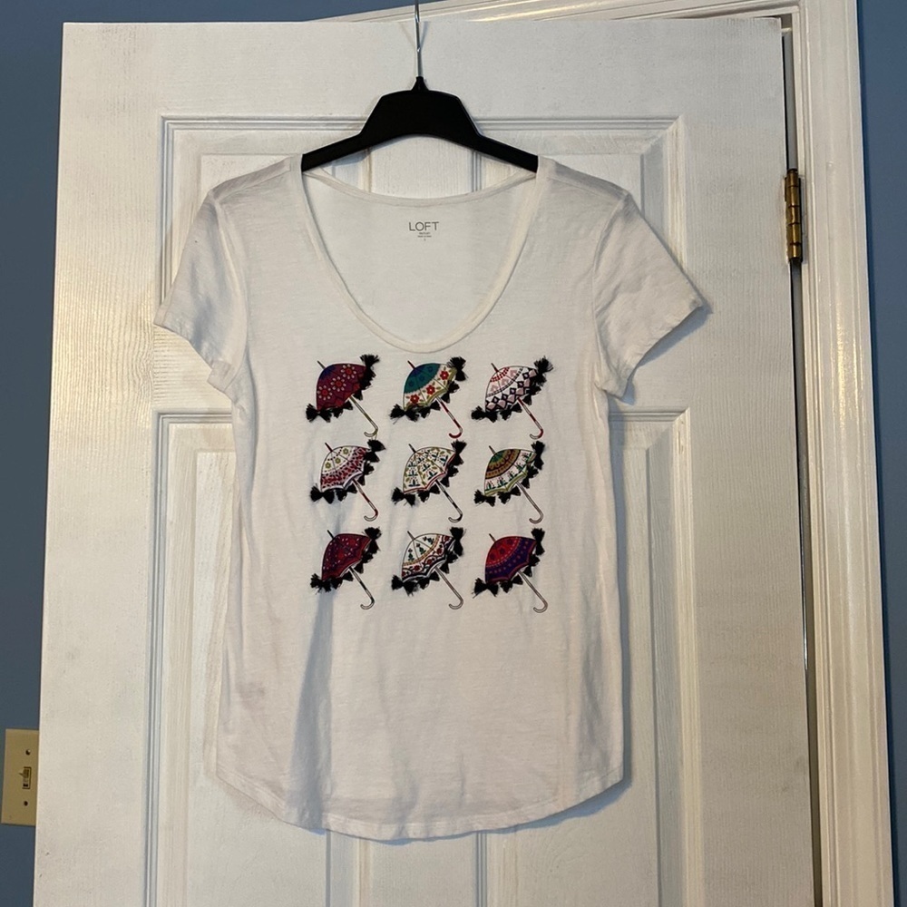 Loft womens tee; size small
